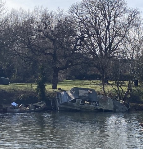 BadBoat Hampton Court Palace